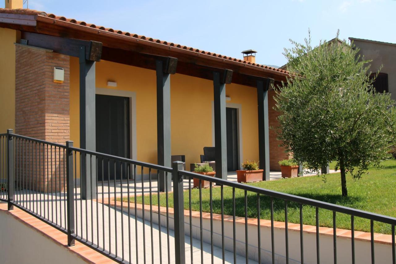 Al Ginepro Bed & Breakfast Montecchio  Exterior photo